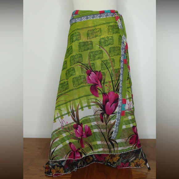 Wrap Skirt Multicolor Made in India - Picture 3 of 11